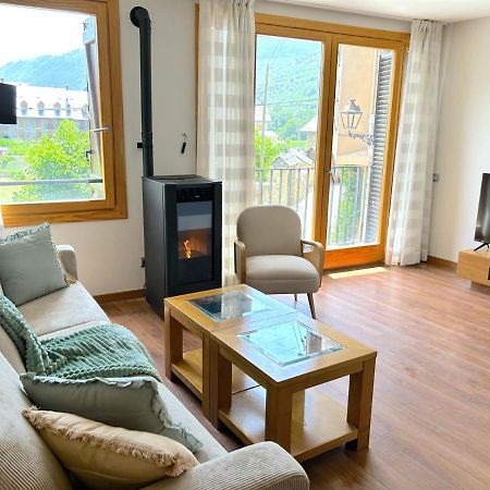Apartament Al Centre D'Esterri Amb Vistes Uniques By Rural D'Aneu Esterri d'Àneu Eksteriør billede