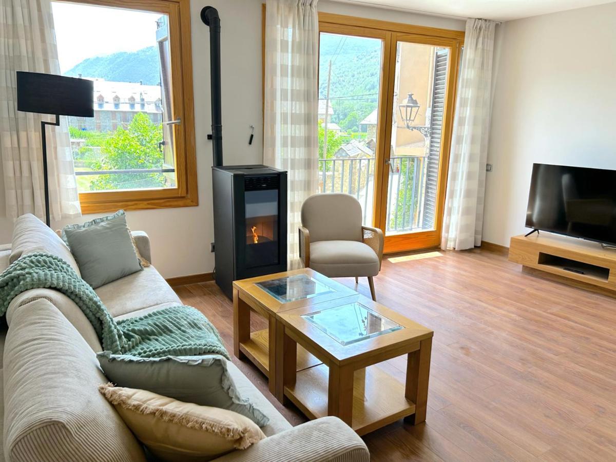 Apartament Al Centre D'Esterri Amb Vistes Uniques By Rural D'Aneu Esterri d'Àneu Eksteriør billede